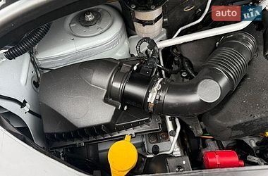 Грузовой фургон Renault Master 2023 в Дубно