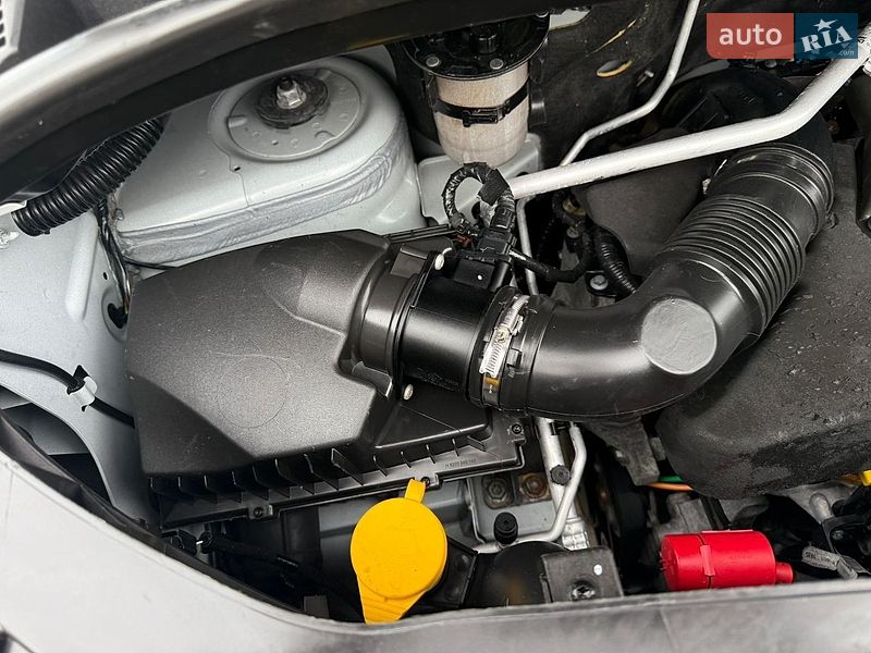 Грузовой фургон Renault Master 2023 в Дубно