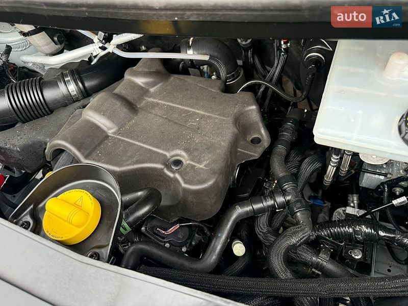 Грузовой фургон Renault Master 2023 в Дубно