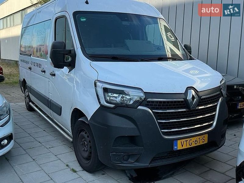 Renault Master 2023