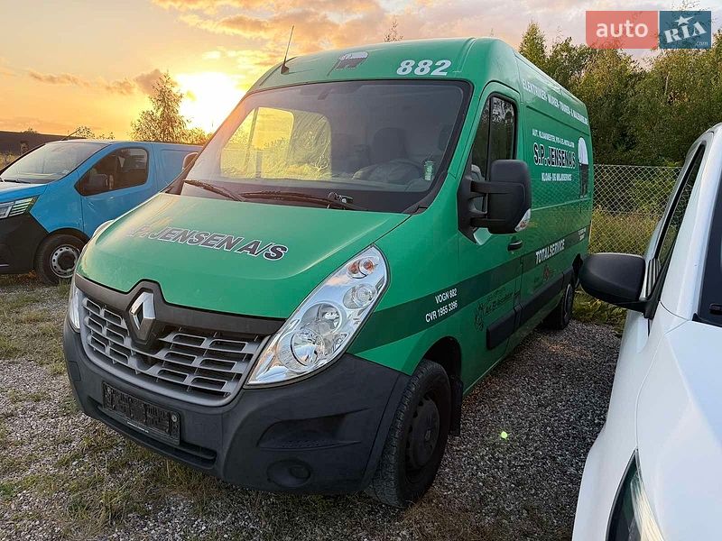Вантажний фургон Renault Master 2018 в Львові