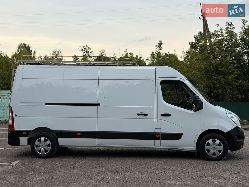 Вантажний фургон Renault Master 2017 в Дубні