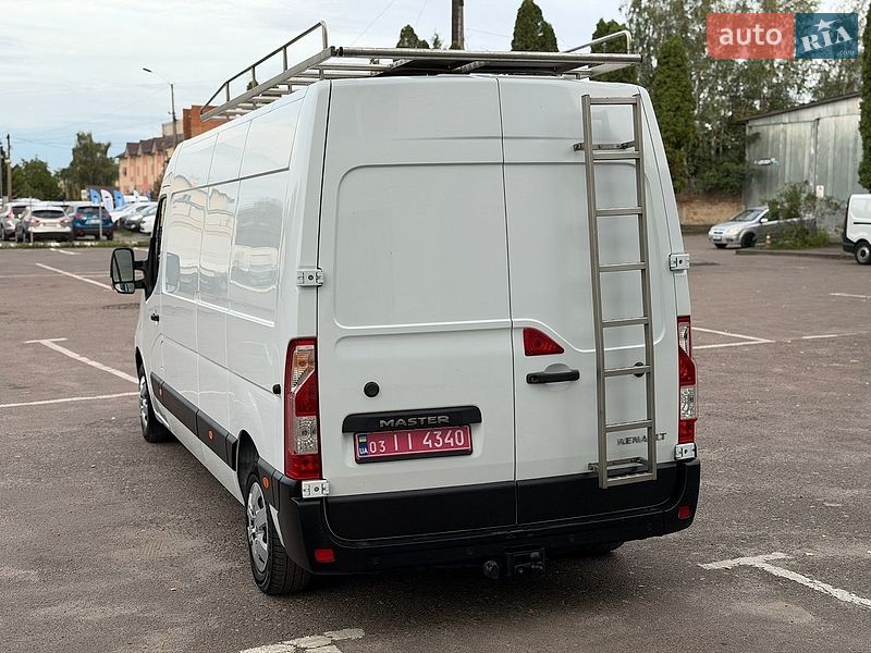 Вантажний фургон Renault Master 2017 в Дубні