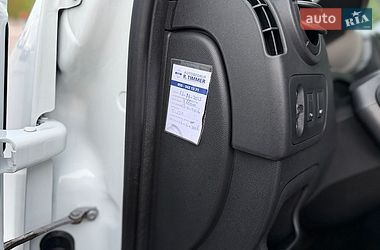 Вантажний фургон Renault Master 2017 в Дубні