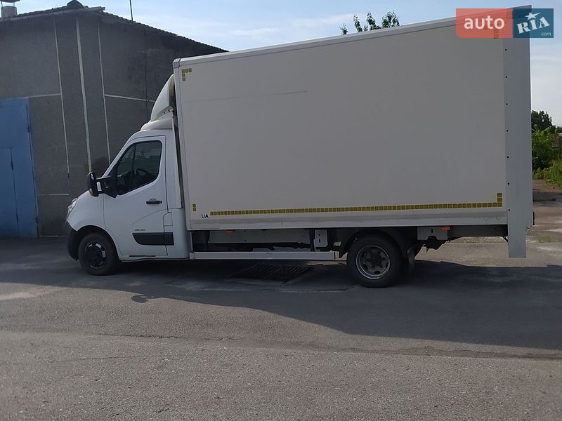 Грузовой фургон Renault Master 2013 в Бердичеве