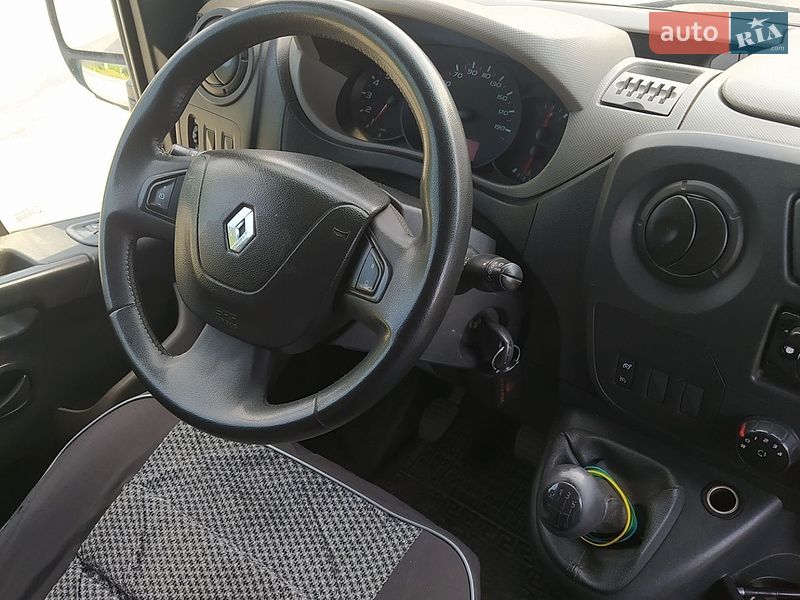 Грузовой фургон Renault Master 2013 в Бердичеве