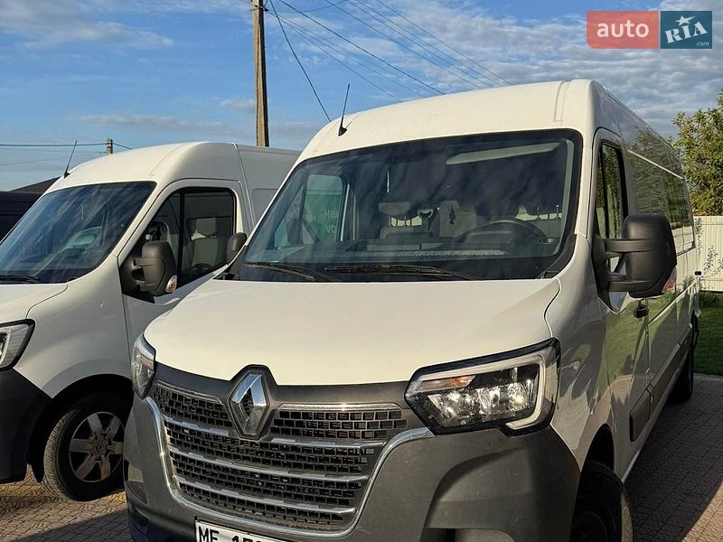 Грузовой фургон Renault Master 2022 в Рованцах