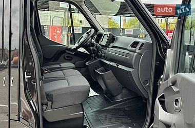 Вантажний фургон Renault Master 2023 в Дубні