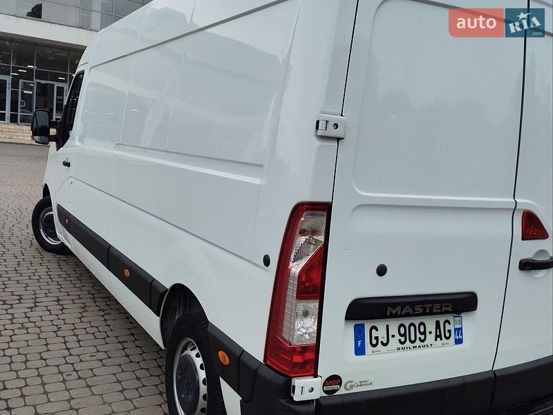Грузовой фургон Renault Master 2022 в Ивано-Франковске