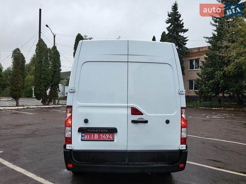 Грузовой фургон Renault Master 2022 в Дубно