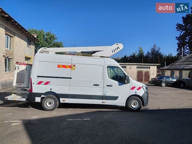 Renault Master 2021