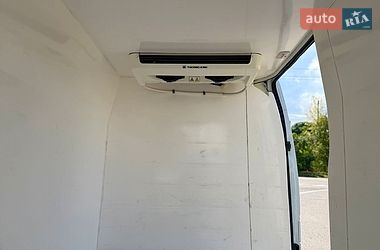 Рефрижератор Renault Master 2015 в Ровно