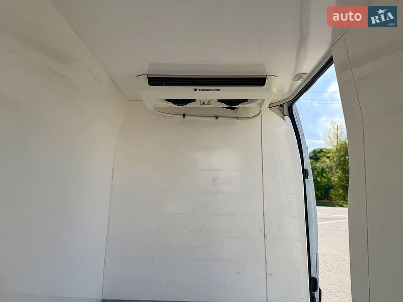 Рефрижератор Renault Master 2015 в Ровно