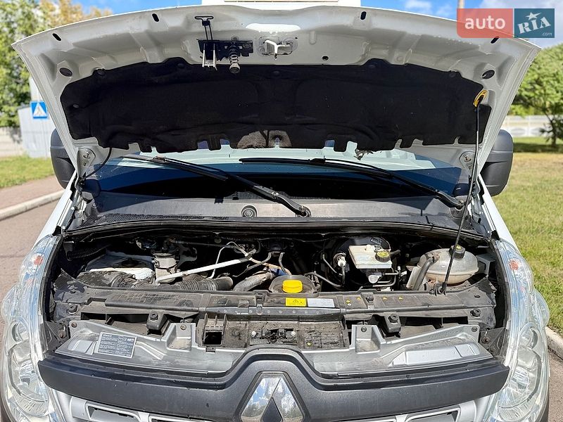 Рефрижератор Renault Master 2015 в Ровно