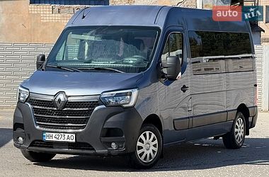 Вантажопасажирський фургон Renault Master 2019 в Одесі