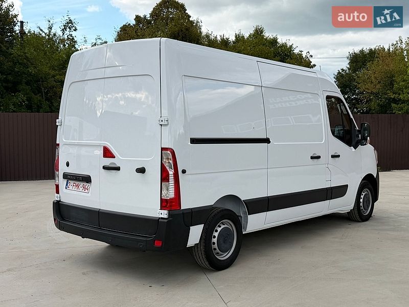 Грузовой фургон Renault Master 2023 в Дубно