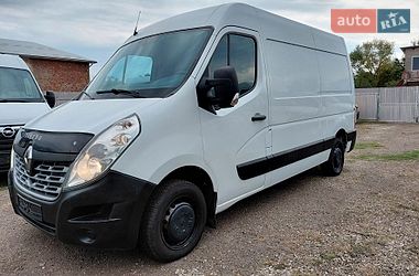 Вантажний фургон Renault Master 2017 в Івано-Франківську