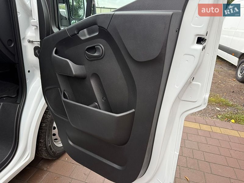 Грузопассажирский фургон Renault Master 2021 в Дубно