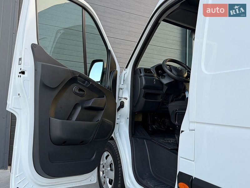 Вантажний фургон Renault Master 2024 в Дубні