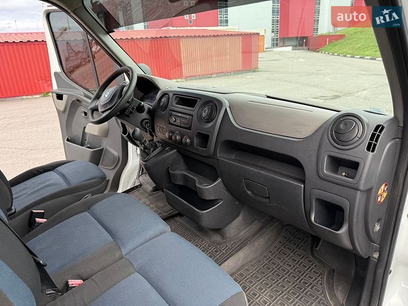 Грузовой фургон Renault Master 2013 в Киеве