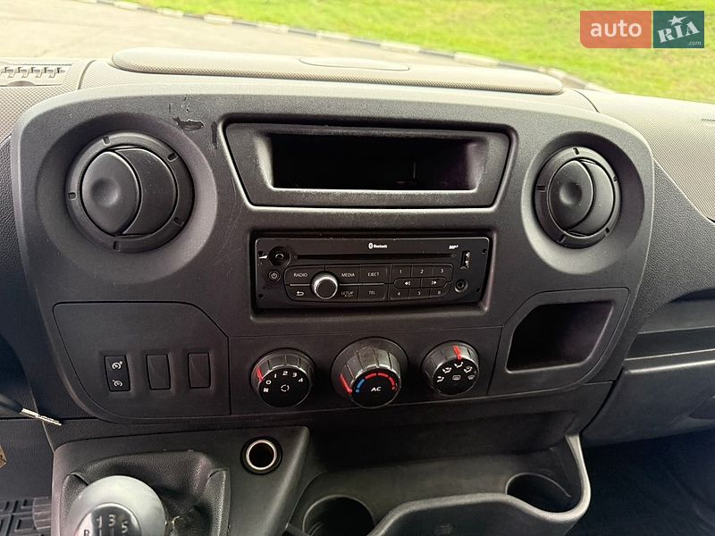 Грузовой фургон Renault Master 2013 в Киеве