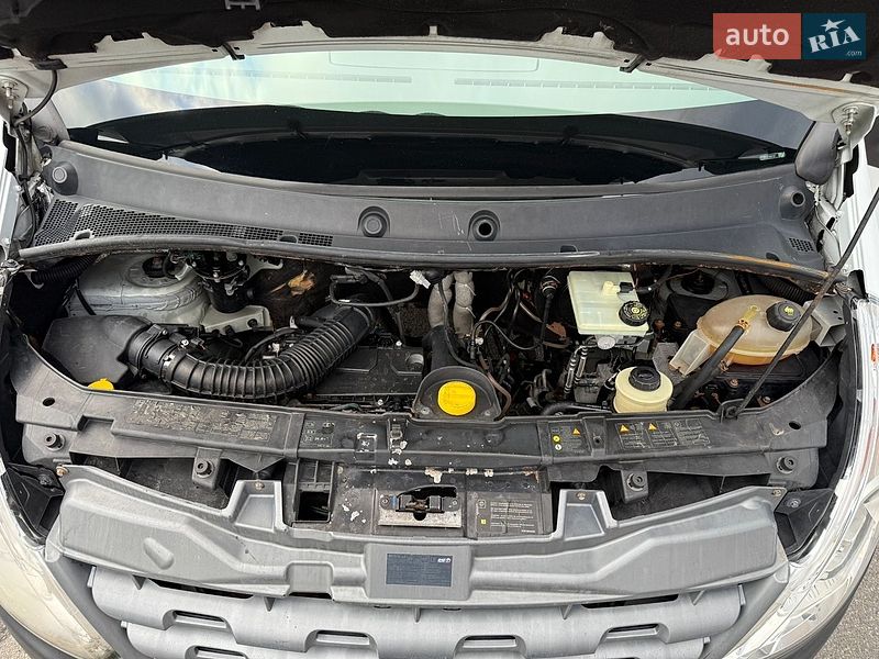 Грузовой фургон Renault Master 2013 в Киеве