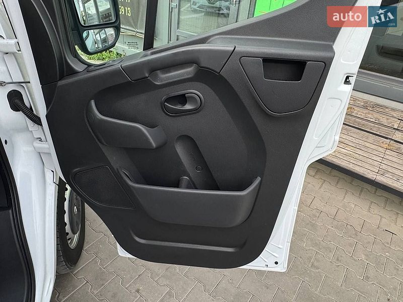 Грузовой фургон Renault Master 2019 в Виннице