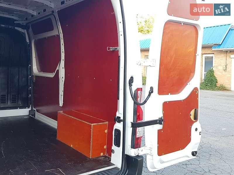 Грузовой фургон Renault Master 2022 в Виннице