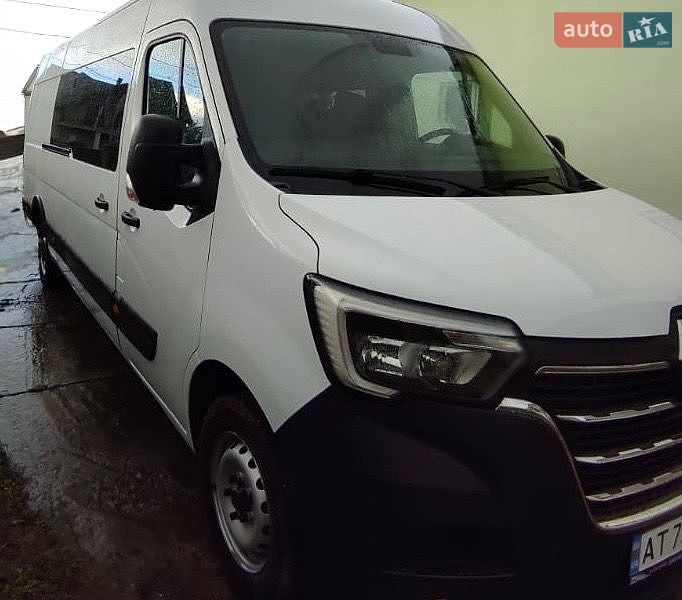 Грузопассажирский фургон Renault Master 2023 в Калуше