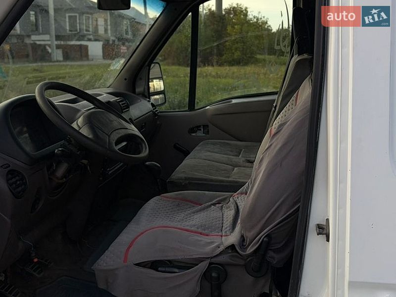 Вантажний фургон Renault Master 1998 в Івано-Франківську