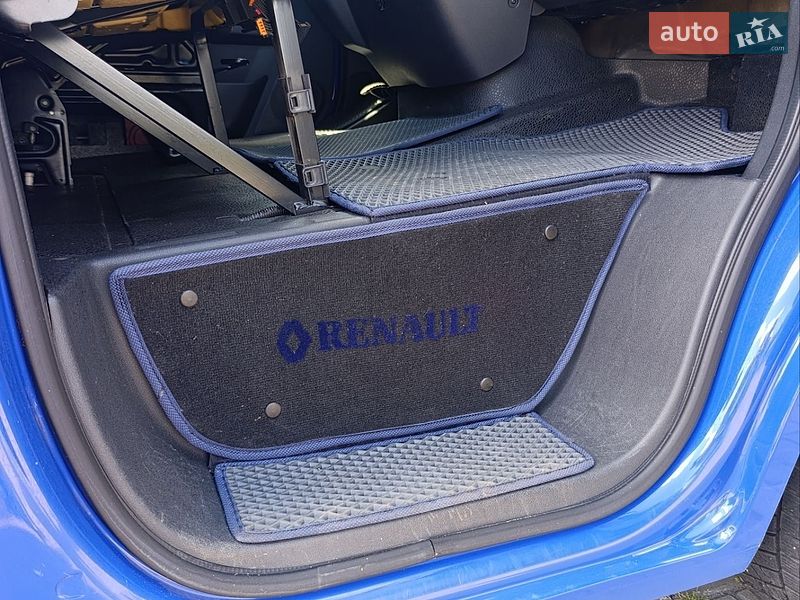 Вантажний фургон Renault Master 2019 в Краснограді