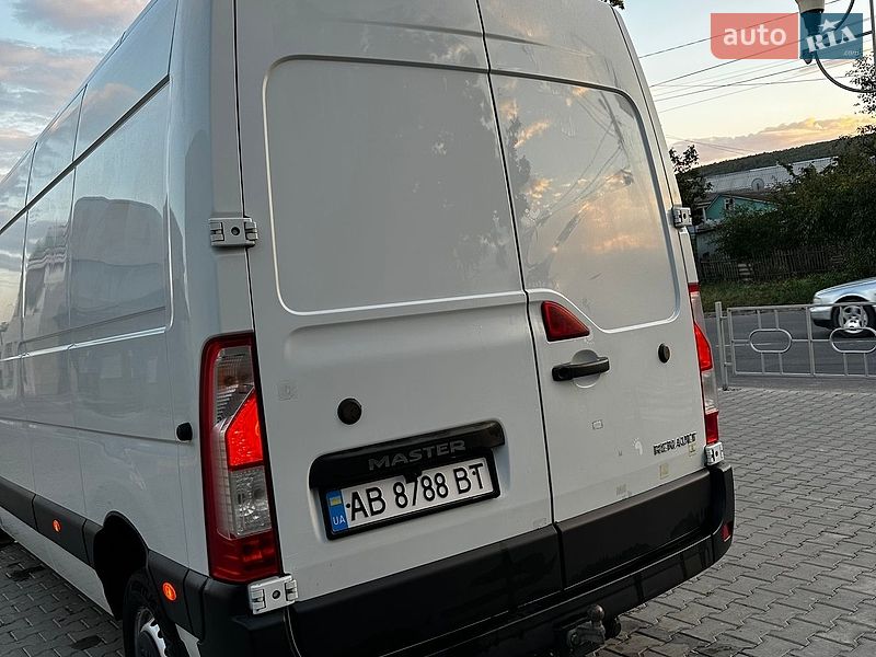 Грузовой фургон Renault Master 2016 в Могилев-Подольске