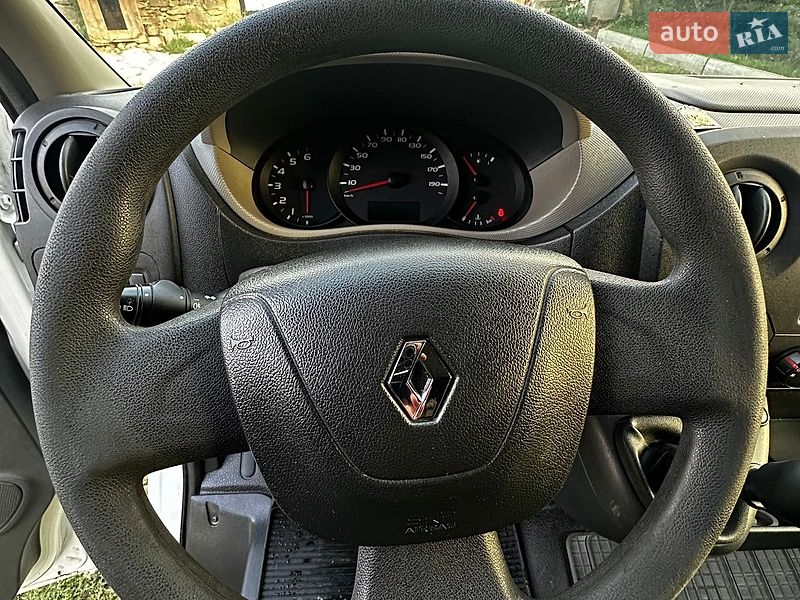 Грузовой фургон Renault Master 2016 в Могилев-Подольске