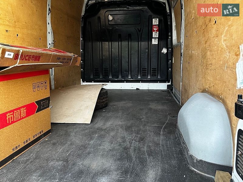 Грузовой фургон Renault Master 2016 в Могилев-Подольске