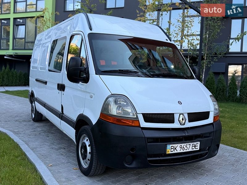 Вантажопасажирський фургон Renault Master 2005 в Хмельницькому