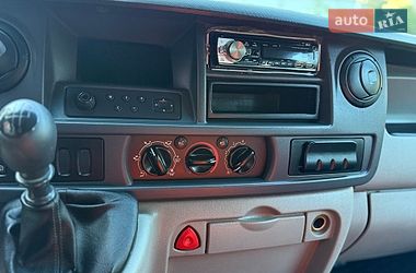 Вантажопасажирський фургон Renault Master 2005 в Хмельницькому