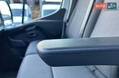Вантажний фургон Renault Master 2022 в Хусті