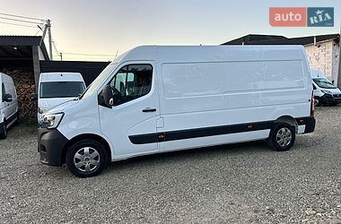 Грузовой фургон Renault Master 2022 в Хусте