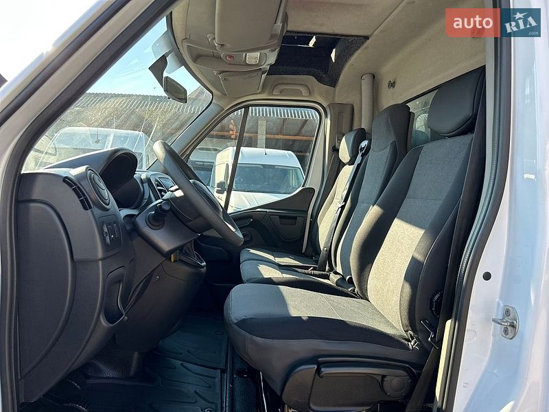 Тентований Renault Master 2020 в Хусті