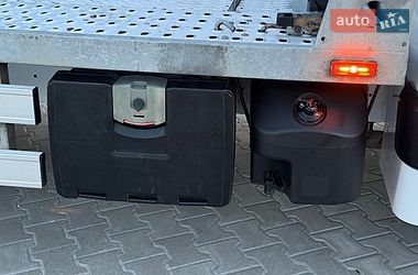 Эвакуатор Renault Master 2015 в Ужгороде