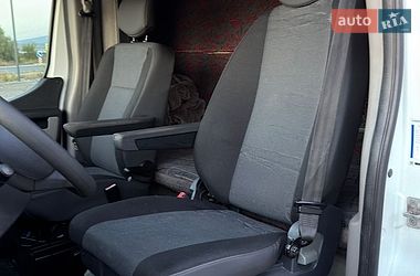 Эвакуатор Renault Master 2015 в Ужгороде