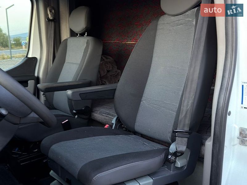 Эвакуатор Renault Master 2015 в Ужгороде