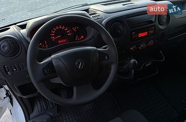 Эвакуатор Renault Master 2015 в Ужгороде