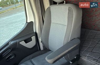 Эвакуатор Renault Master 2015 в Ужгороде