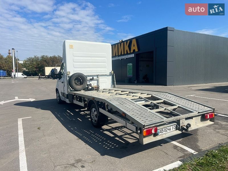 Евакуатор Renault Master 2014 в Вінниці