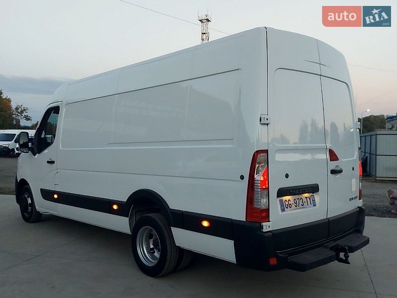 Грузовой фургон Renault Master 2022 в Львове