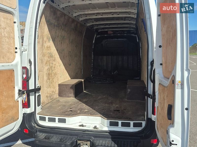Грузовой фургон Renault Master 2019 в Киеве