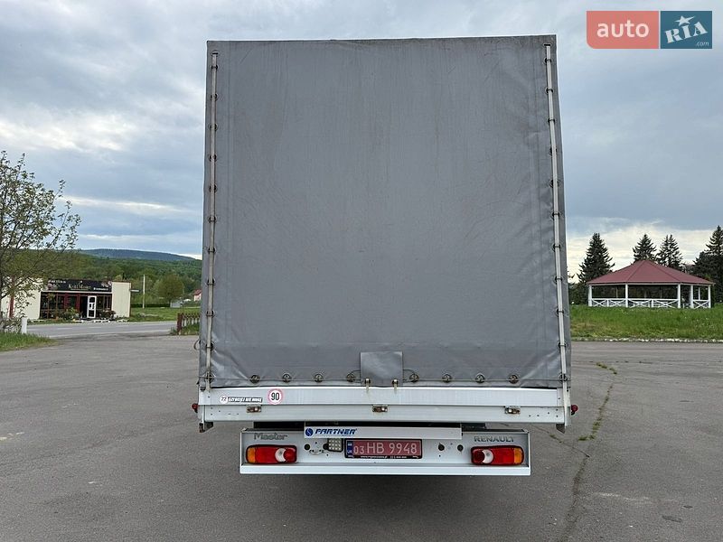 Тентованый Renault Master 2022 в Косове