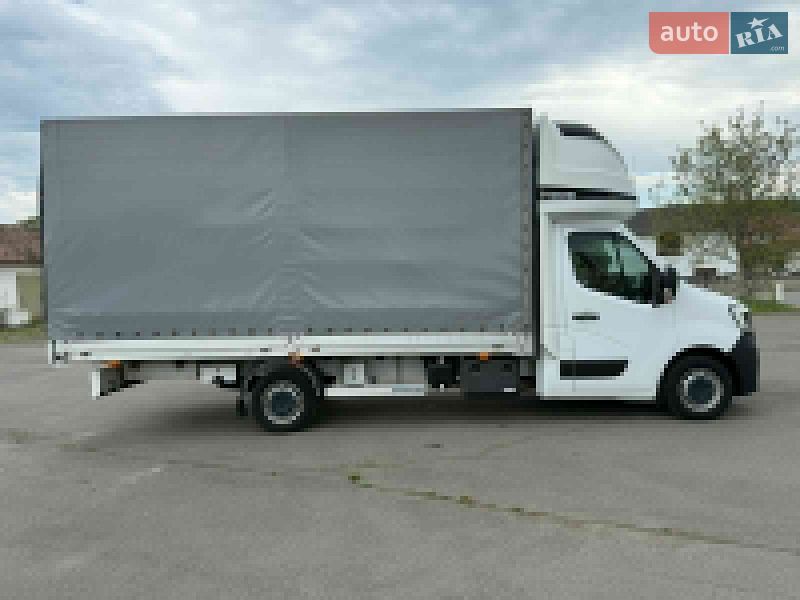 Тентованый Renault Master 2022 в Косове