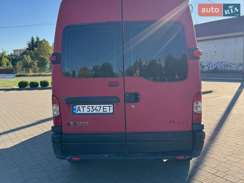 Грузопассажирский фургон Renault Master 2005 в Дрогобыче